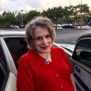 Meet your Posher, Virginia